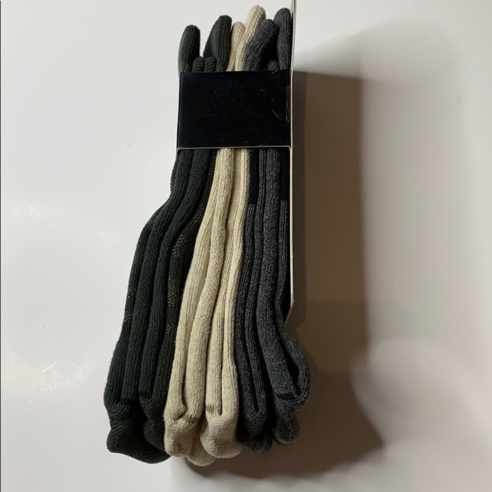 Men’s under armour training crew socks - Picture 2 of 3